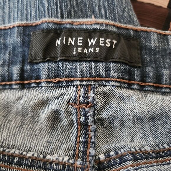 NINE WEST Blue Stretch Long West End Bootcut Woman's Jeans Size 8/ 28 - Picture 6 of 6